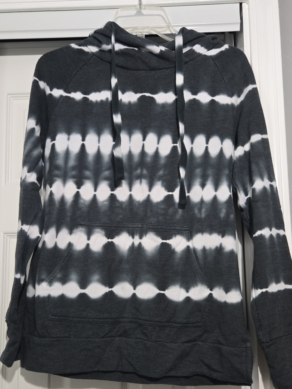 GreenTea Charcoal & White Striped Tie-Dye Hoodie